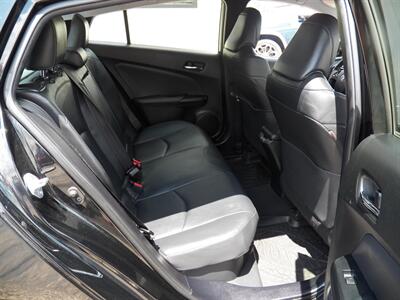 2020 Toyota Prius XLE AWD-e - Photo 10 - Mishawaka, IN 46545