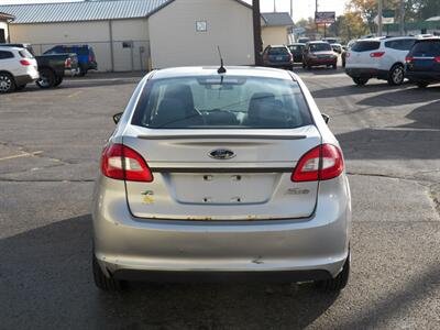 2013 Ford Fiesta SE   - Photo 2 - Mishawaka, IN 46545