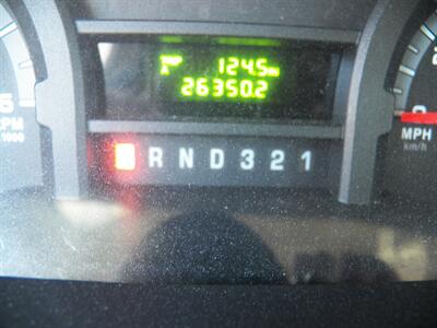 2011 Ford E-350 SD Passenger Bus - Photo 9 - Mishawaka, IN 46545