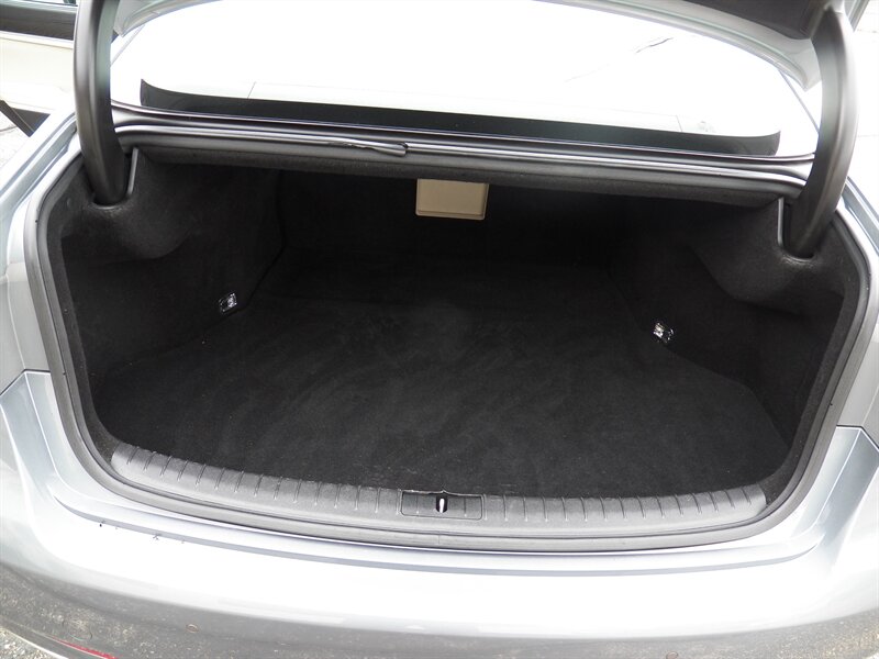 2015 Hyundai Genesis 3.8L - Photo 11 - Mishawaka, IN 46545