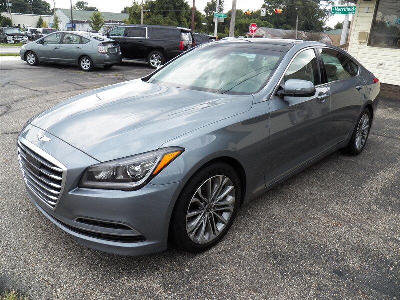 2015 Hyundai Genesis 3.8L - Photo 4 - Mishawaka, IN 46545