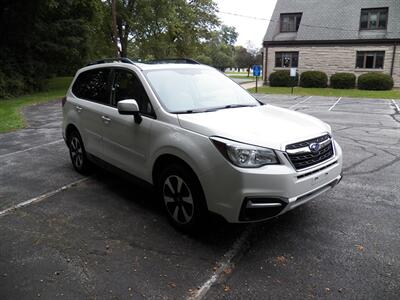 2018 Subaru Forester 2.5i Premium AWD - Photo 2 - Mishawaka, IN 46545