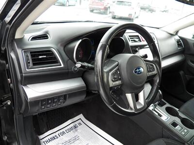 2015 Subaru Outback 2.5i Premium  AWD - Photo 9 - Mishawaka, IN 46545