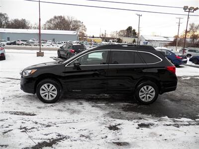 2015 Subaru Outback 2.5i Premium  AWD - Photo 6 - Mishawaka, IN 46545