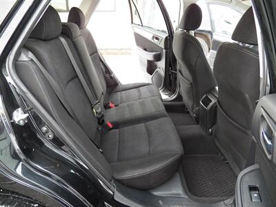 2015 Subaru Outback 2.5i Premium  AWD - Photo 14 - Mishawaka, IN 46545
