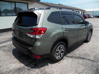 2020 Subaru Forester Premium AWD - Photo 4 - Mishawaka, IN 46545