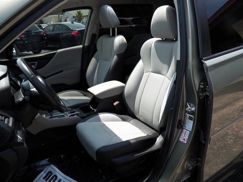 2020 Subaru Forester Premium AWD - Photo 6 - Mishawaka, IN 46545