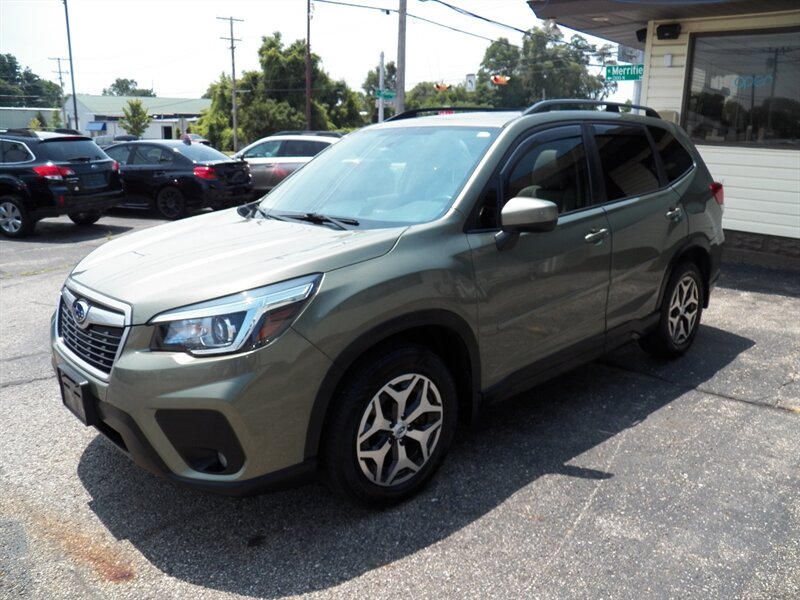 2020 Subaru Forester Premium AWD - Photo 2 - Mishawaka, IN 46545