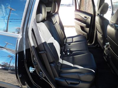 2021 Honda Passport Touring  AWD - Photo 12 - Mishawaka, IN 46545