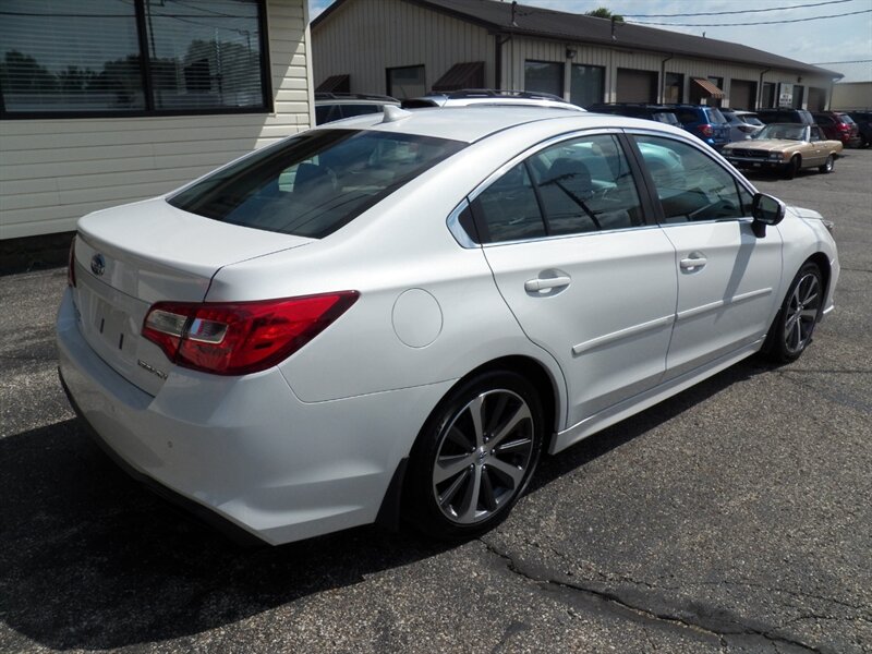 2019 Subaru Legacy 2.5i Limited AWD - Photo 3 - Mishawaka, IN 46545