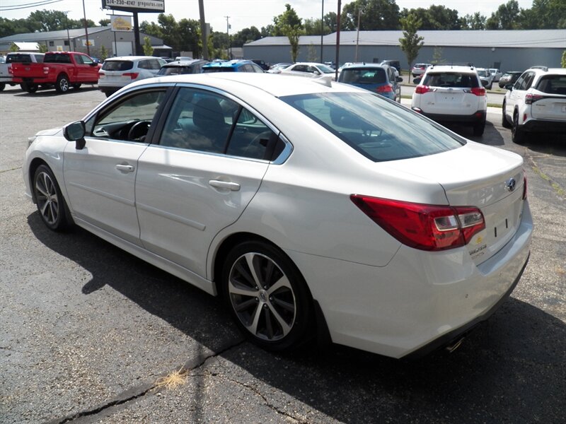2019 Subaru Legacy 2.5i Limited AWD - Photo 4 - Mishawaka, IN 46545