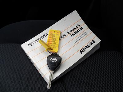 2008 Toyota RAV4 Sport V6 4wd - Photo 29 - Mishawaka, IN 46545