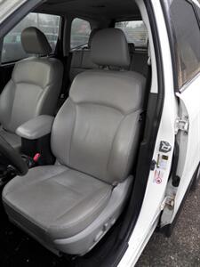 2016 Subaru Forester 2.5i Limited AWD - Photo 13 - Mishawaka, IN 46545