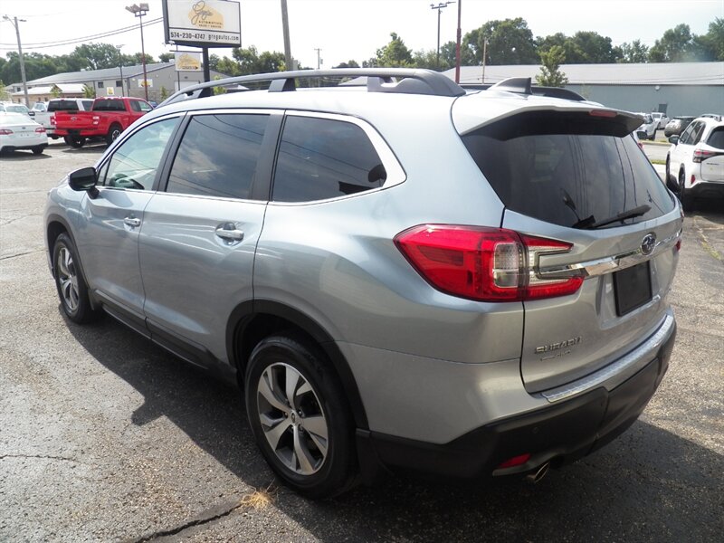 2023 Subaru Ascent Premium 7-Passenger AWD - Photo 3 - Mishawaka, IN 46545