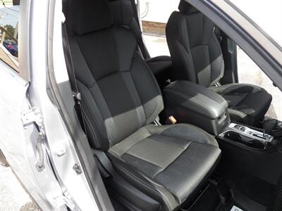2023 Subaru Ascent Premium 7-Passenger AWD - Photo 15 - Mishawaka, IN 46545