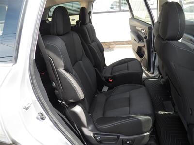 2023 Subaru Ascent Premium 7-Passenger AWD - Photo 14 - Mishawaka, IN 46545