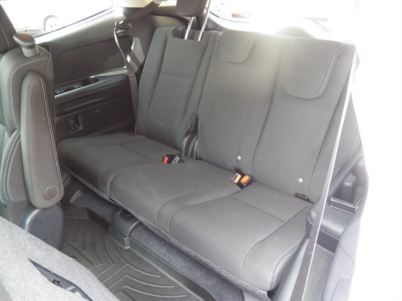 2023 Subaru Ascent Premium 7-Passenger AWD - Photo 11 - Mishawaka, IN 46545