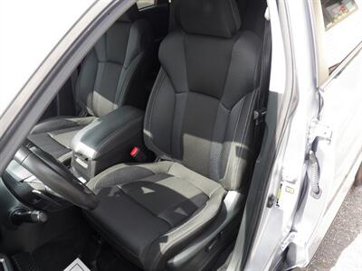 2023 Subaru Ascent Premium 7-Passenger AWD - Photo 8 - Mishawaka, IN 46545