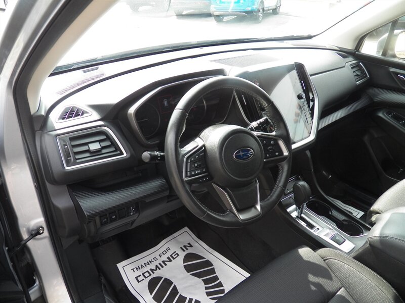 2023 Subaru Ascent Premium 7-Passenger AWD - Photo 7 - Mishawaka, IN 46545