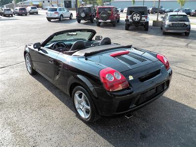 2003 Toyota MR2 Spyder   - Photo 32 - Mishawaka, IN 46545