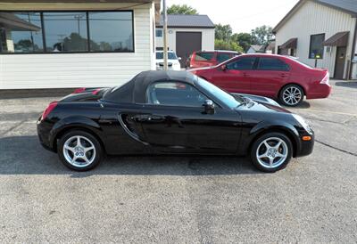 2003 Toyota MR2 Spyder   - Photo 2 - Mishawaka, IN 46545