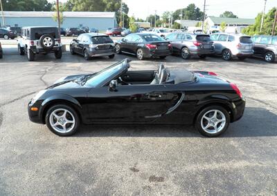 2003 Toyota MR2 Spyder   - Photo 33 - Mishawaka, IN 46545