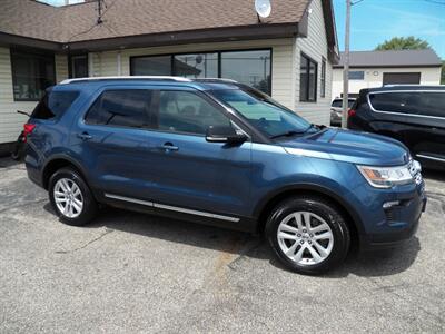 2019 Ford Explorer XLT  AWD - Photo 5 - Mishawaka, IN 46545