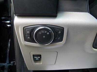 2019 Ford F-150 STX FX4  4x4 - Photo 19 - Mishawaka, IN 46545