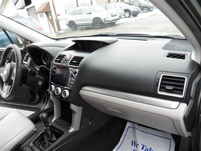 2017 Subaru Forester 2.5i Premium  AWD - Photo 18 - Mishawaka, IN 46545