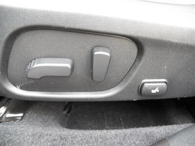 2017 Subaru Forester 2.5i Premium  AWD - Photo 13 - Mishawaka, IN 46545