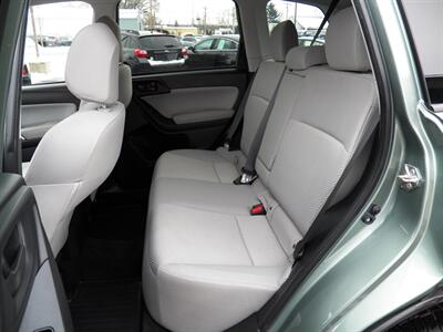 2017 Subaru Forester 2.5i Premium  AWD - Photo 14 - Mishawaka, IN 46545