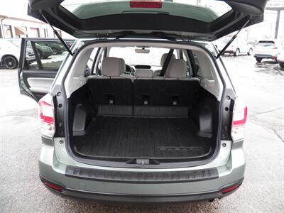 2017 Subaru Forester 2.5i Premium  AWD - Photo 15 - Mishawaka, IN 46545