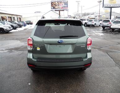 2017 Subaru Forester 2.5i Premium  AWD - Photo 4 - Mishawaka, IN 46545
