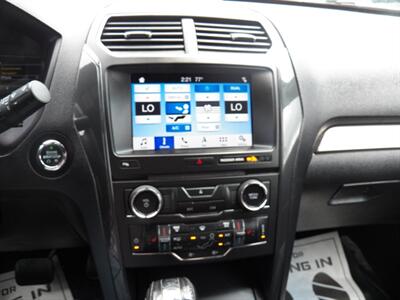 2018 Ford Explorer XLT AWD - Photo 17 - Mishawaka, IN 46545