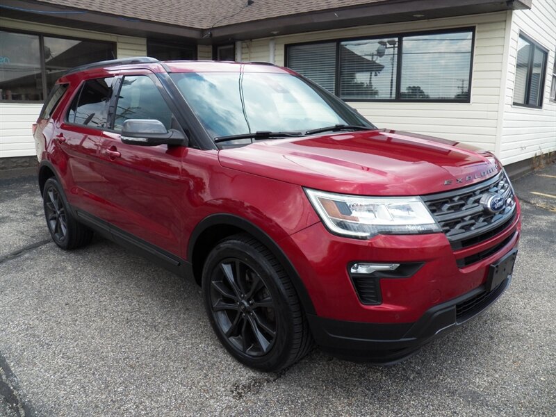 2018 Ford Explorer XLT  AWD - Photo 1 - Mishawaka, IN 46545