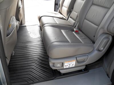 2011 Honda Odyssey EX-L w/DVD   - Photo 12 - Mishawaka, IN 46545