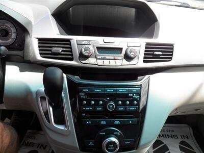 2011 Honda Odyssey EX-L w/DVD   - Photo 25 - Mishawaka, IN 46545