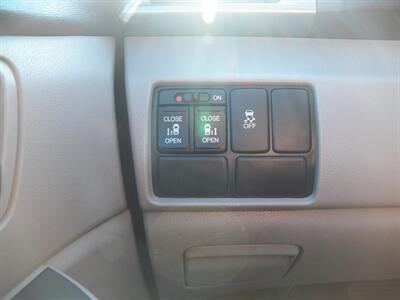 2017 Honda Odyssey SE   - Photo 35 - Mishawaka, IN 46545