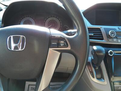 2017 Honda Odyssey SE   - Photo 32 - Mishawaka, IN 46545