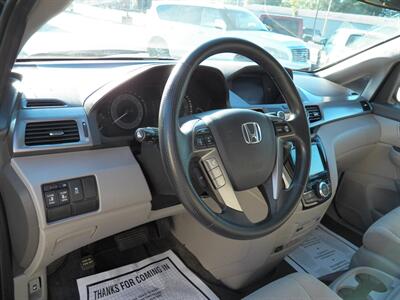 2017 Honda Odyssey SE   - Photo 9 - Mishawaka, IN 46545