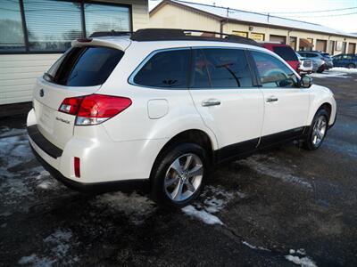 2013 Subaru Outback 2.5i Limited  AWD - Photo 4 - Mishawaka, IN 46545