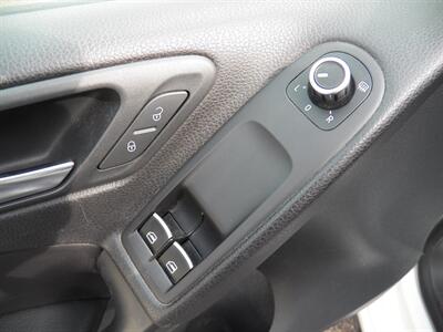 2013 Volkswagen GTI Autobahn PZEV   - Photo 18 - Mishawaka, IN 46545