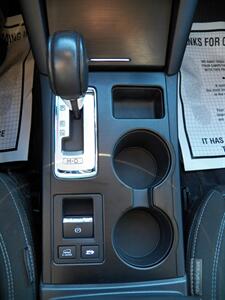 2018 Subaru Outback 2.5i Premium  AWD - Photo 25 - Mishawaka, IN 46545