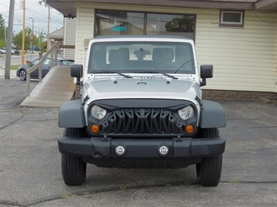 2011 Jeep Wrangler Sport  4x4 - Photo 8 - Mishawaka, IN 46545