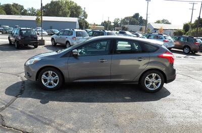 2014 Ford Focus SE   - Photo 6 - Mishawaka, IN 46545