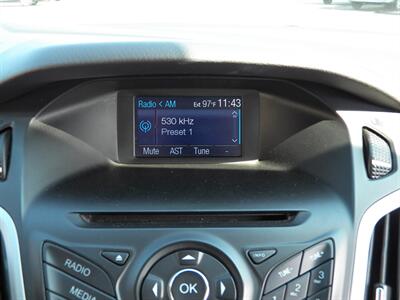 2014 Ford Focus SE   - Photo 18 - Mishawaka, IN 46545