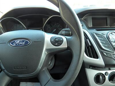 2014 Ford Focus SE   - Photo 27 - Mishawaka, IN 46545