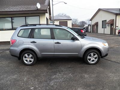 2011 Subaru Forester 2.5X  AWD - Photo 2 - Mishawaka, IN 46545