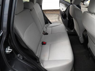 2016 Subaru Forester 2.5i Premium  AWD - Photo 12 - Mishawaka, IN 46545