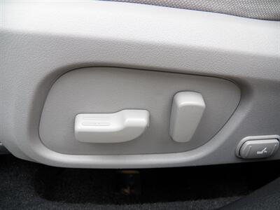 2016 Subaru Forester 2.5i Premium  AWD - Photo 9 - Mishawaka, IN 46545